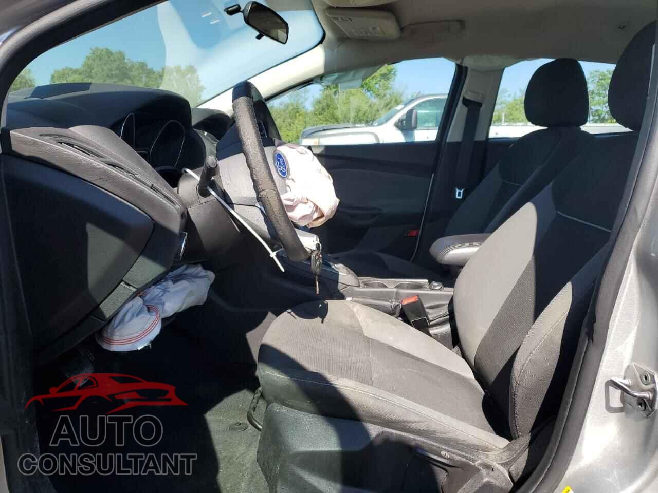 FORD FOCUS 2014 - 1FADP3F25EL397613
