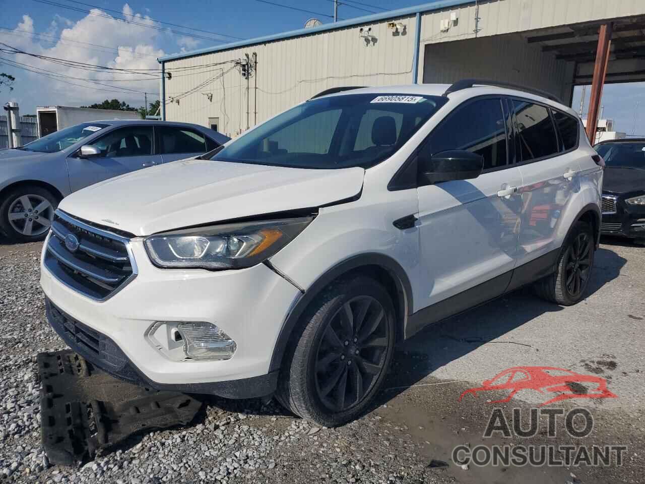 FORD ESCAPE 2019 - 1FMCU0GD5KUB08759