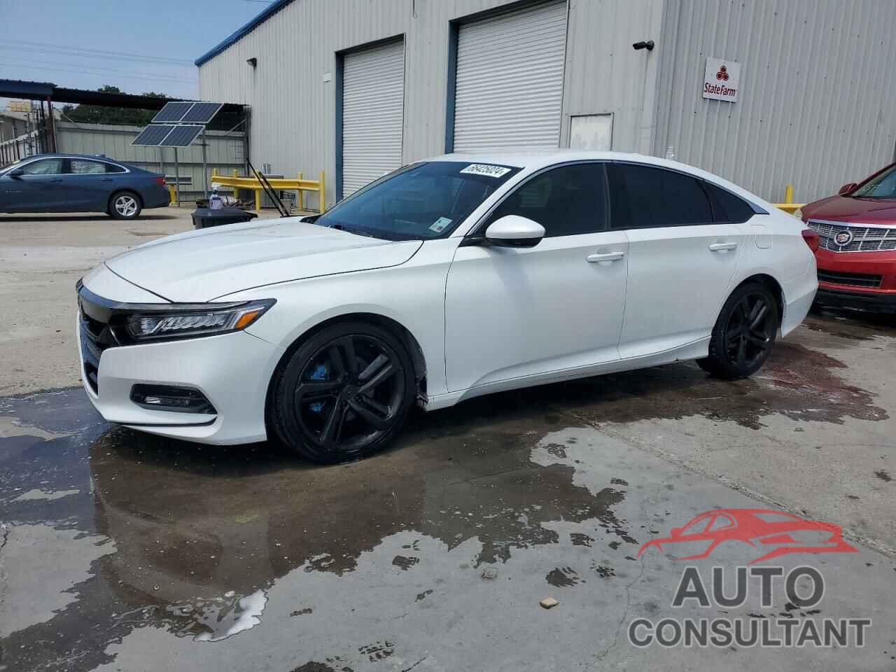 HONDA ACCORD 2018 - 1HGCV1F3XJA251353