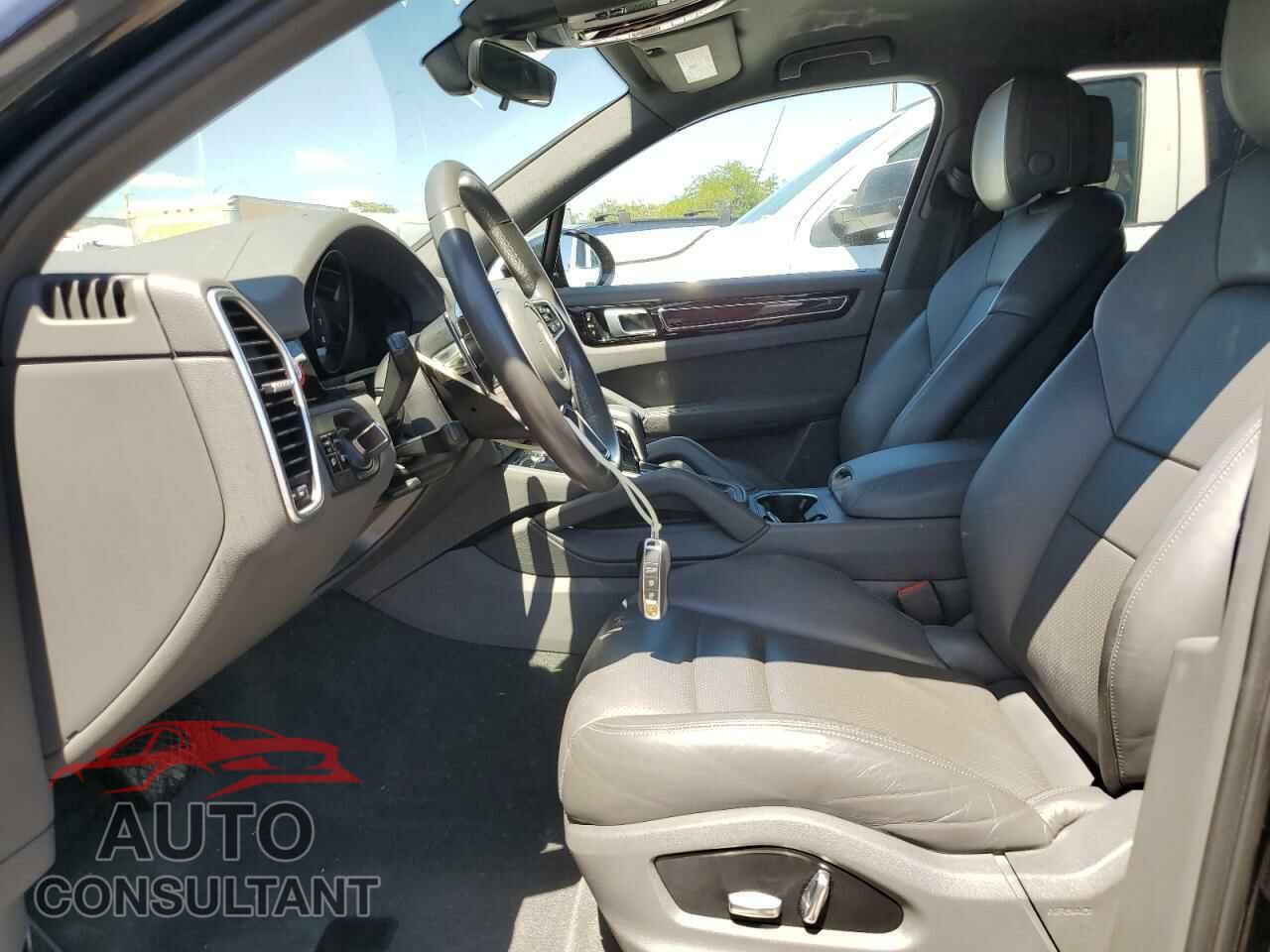 PORSCHE CAYENNE 2019 - WP1AA2AY5KDA12673