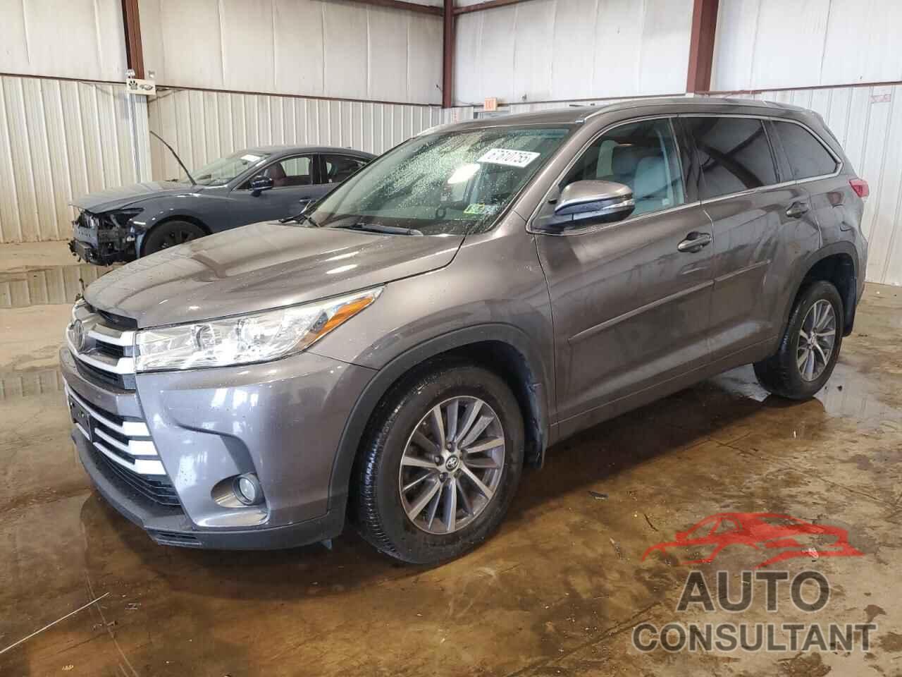 TOYOTA HIGHLANDER 2018 - 5TDJZRFH6JS848507