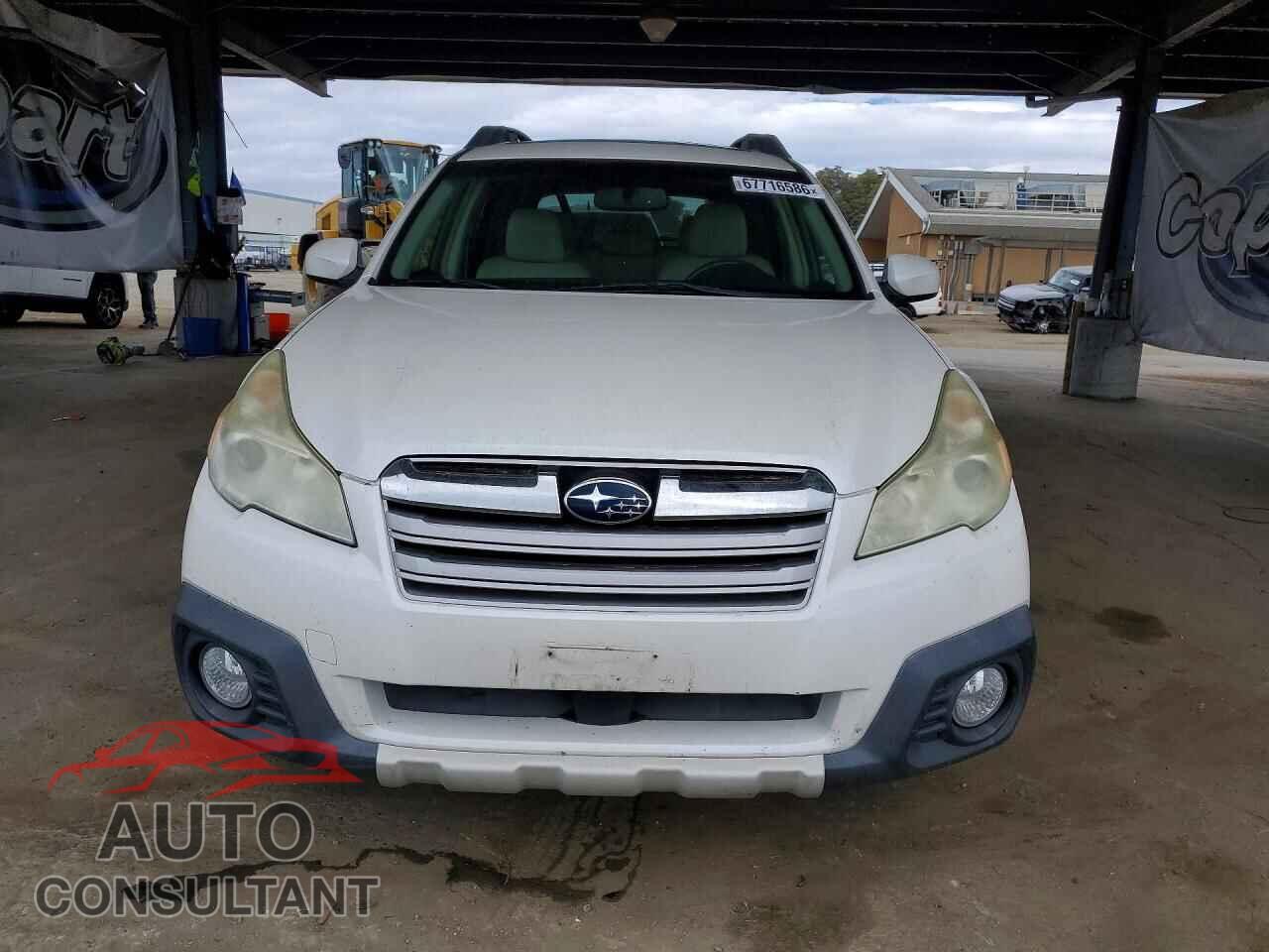 SUBARU OUTBACK 2014 - 4S4BRBLC2E3258957