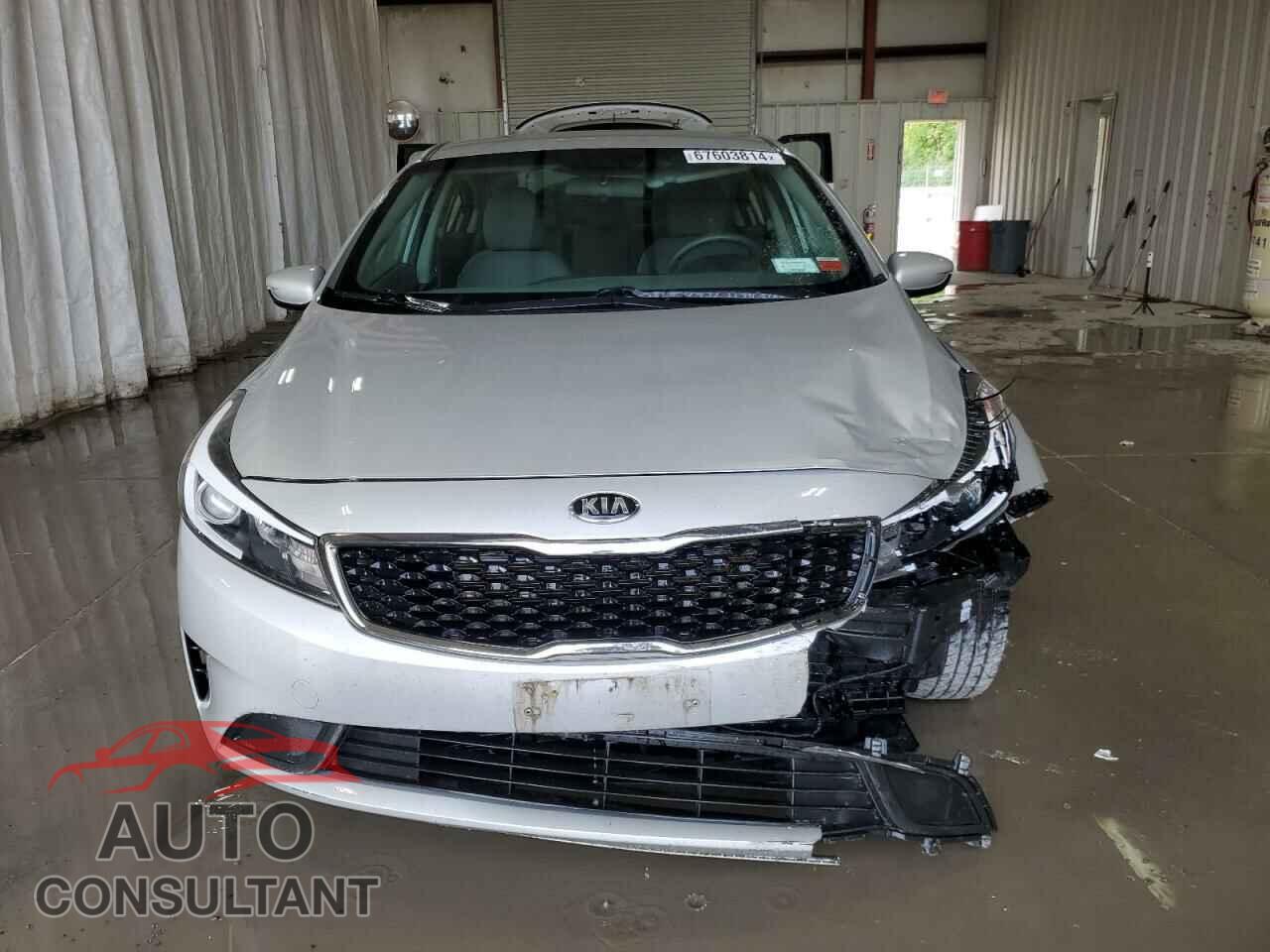 KIA FORTE 2017 - 3KPFK4A77HE013886