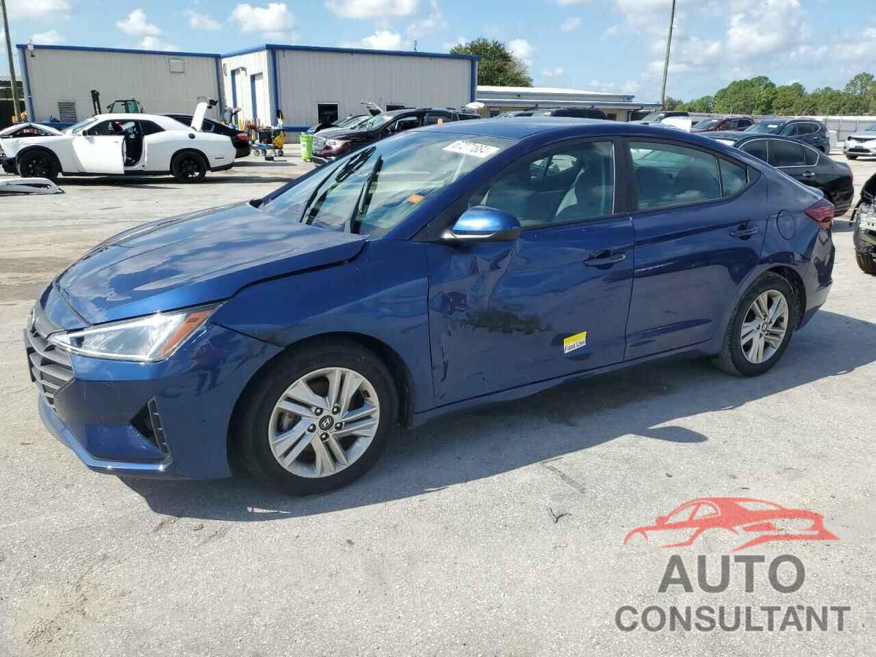 HYUNDAI ELANTRA 2020 - 5NPD84LF2LH583101