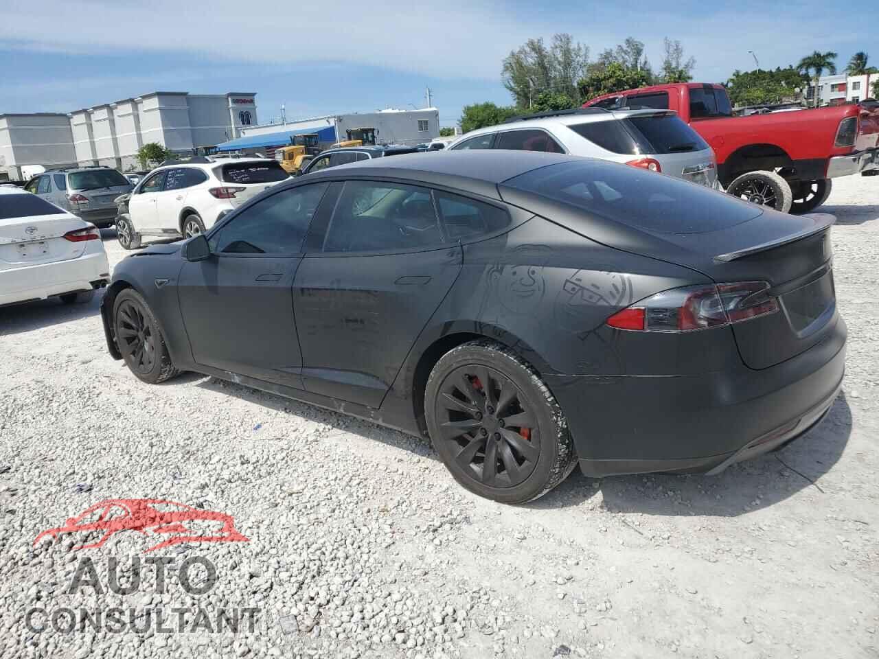 TESLA MODEL S 2014 - 5YJSA1H16EFP50052