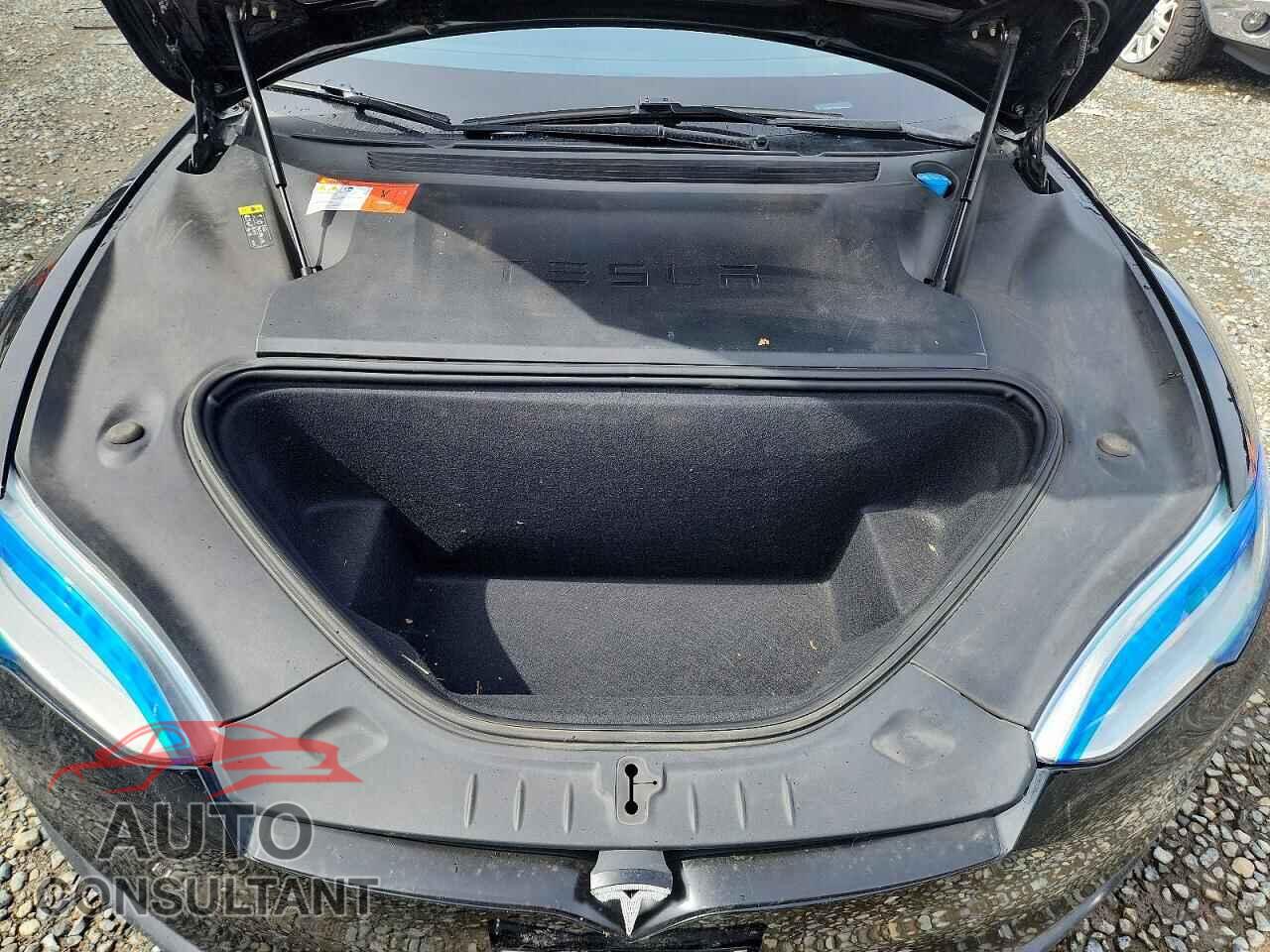 TESLA MODEL S 2017 - 5YJSA1E29HF233328
