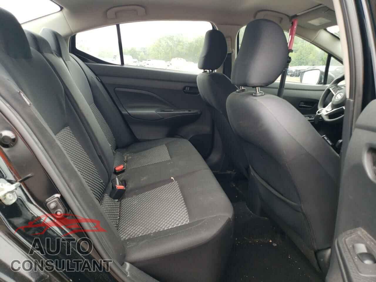 NISSAN VERSA 2020 - 3N1CN8DV8LL896111