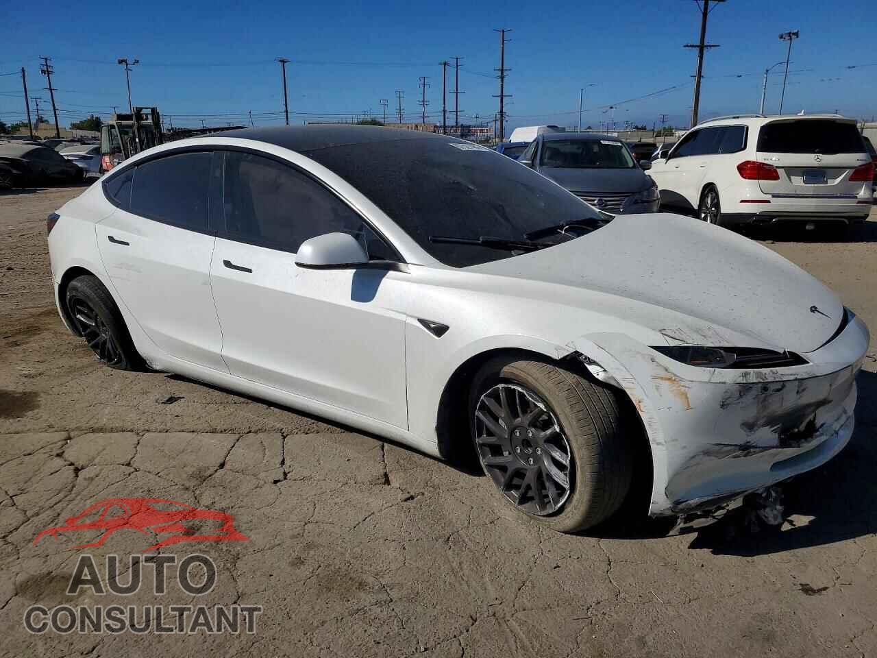 TESLA MODEL 3 2024 - 5YJ3E1EA4RF772165