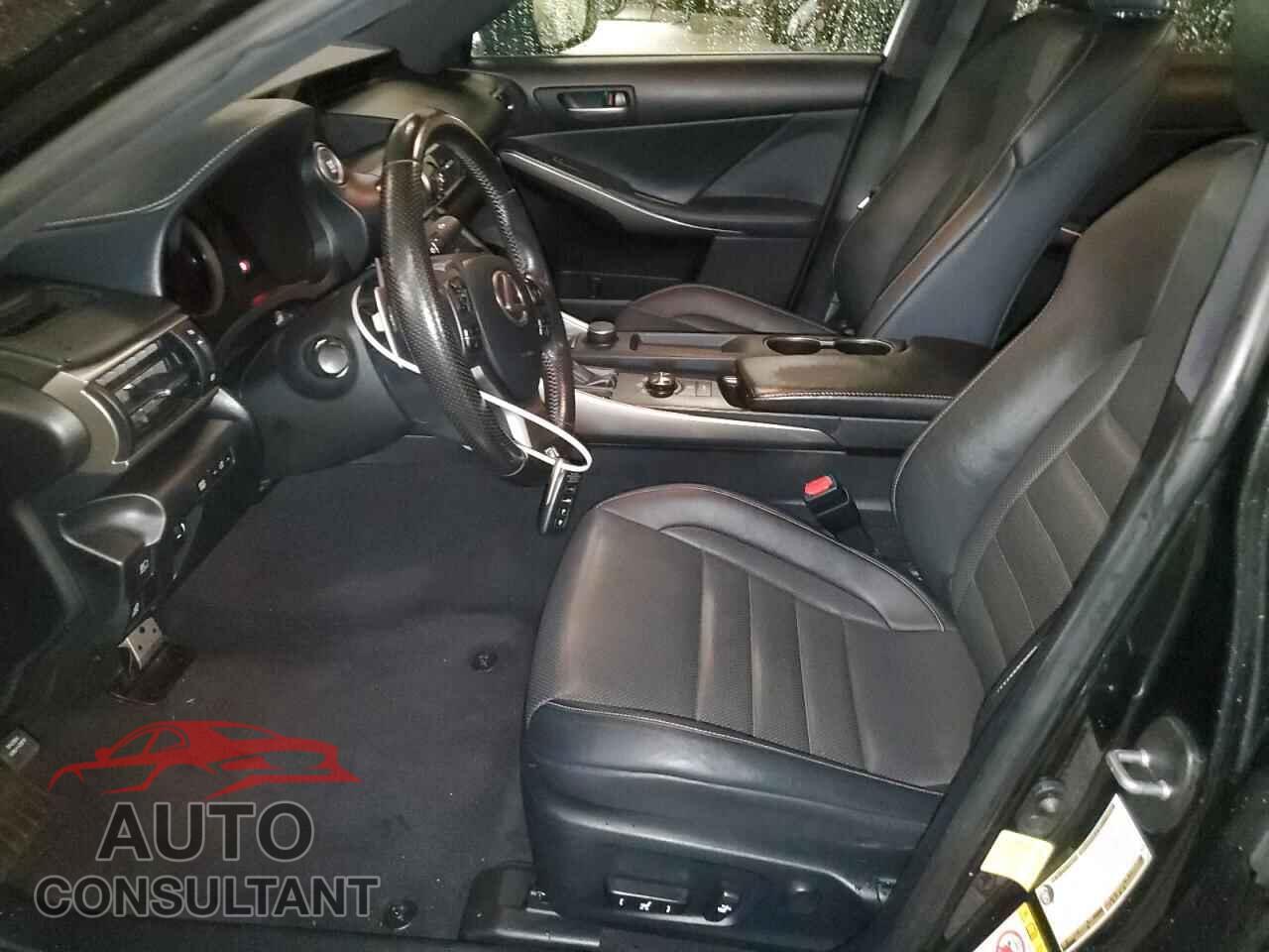LEXUS IS 2018 - JTHBA1D22J5073672