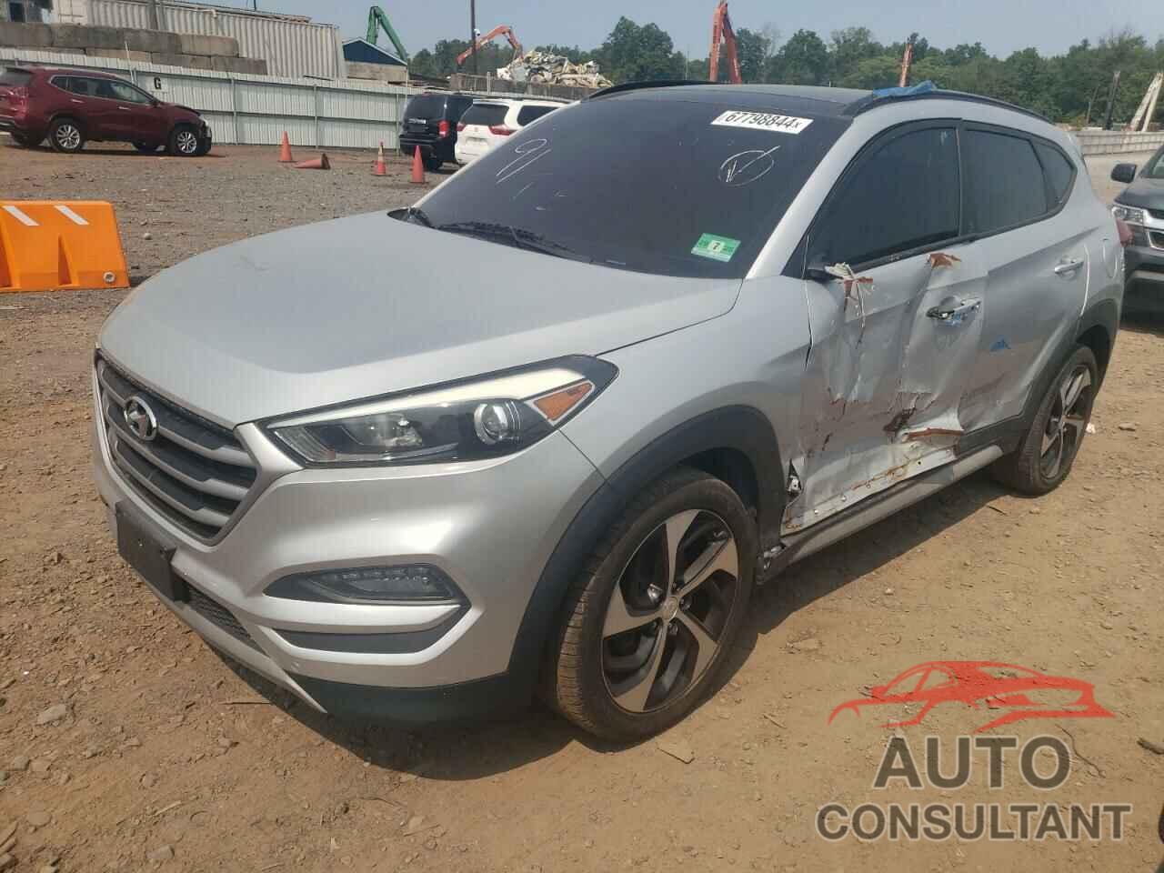 HYUNDAI TUCSON 2018 - KM8J3CA26JU731941