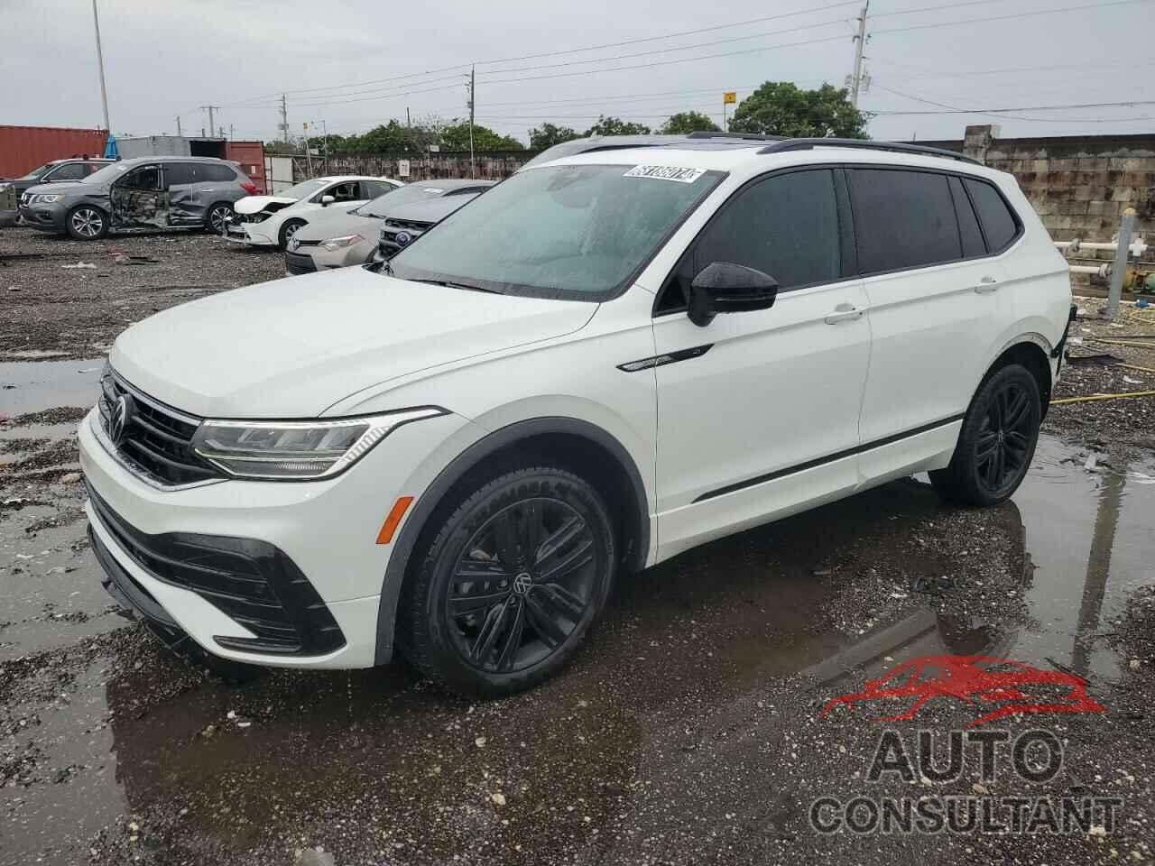 VOLKSWAGEN TIGUAN 2022 - 3VV8B7AX0NM056964