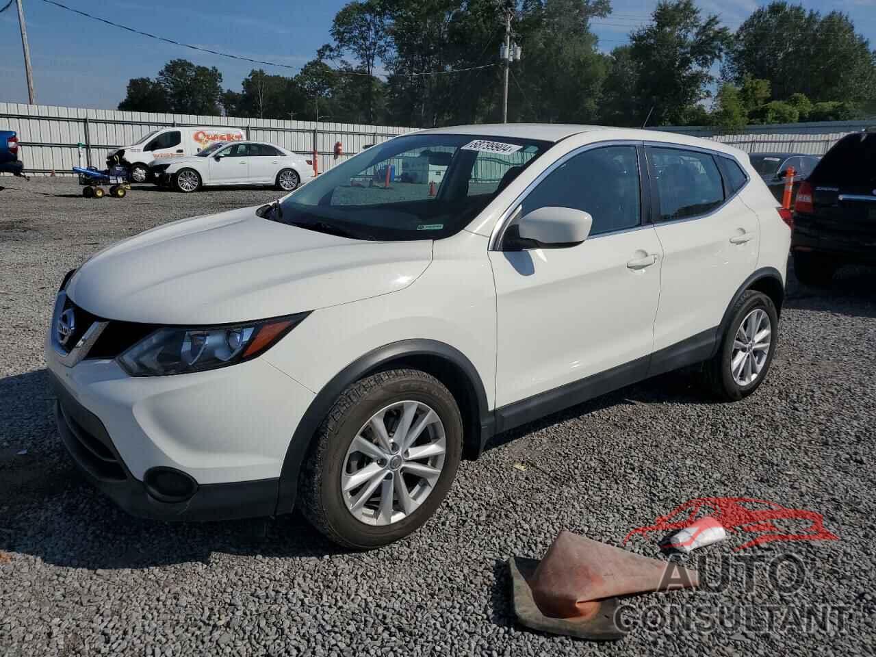 NISSAN ROGUE 2017 - JN1BJ1CR5HW133659