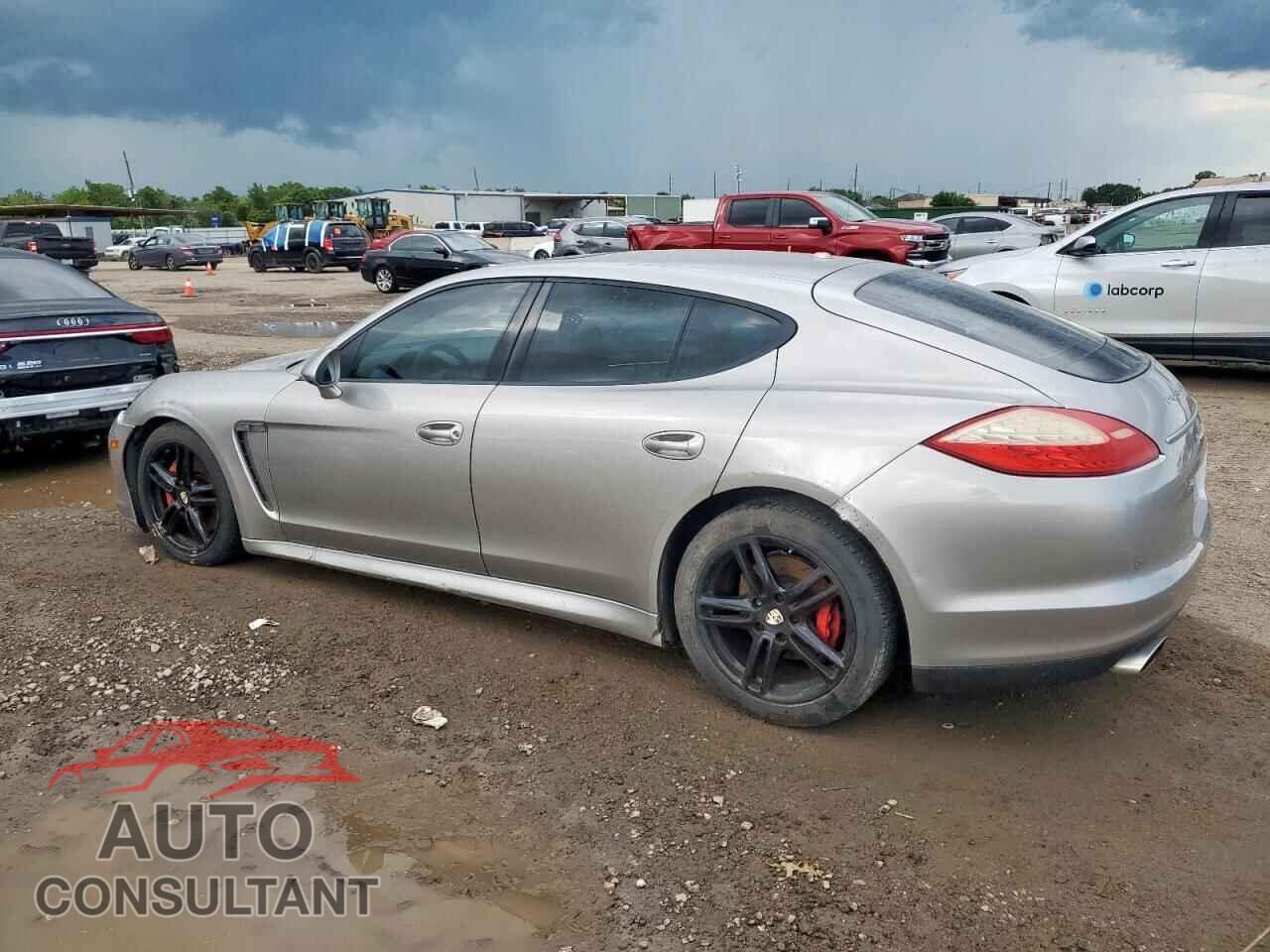 PORSCHE PANAMERA 2011 - WP0AA2A70BL011574