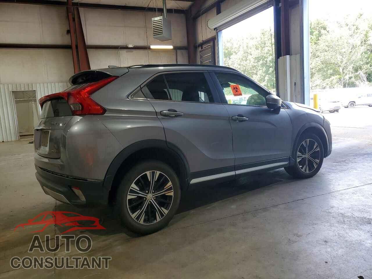 MITSUBISHI ECLIPSE 2018 - JA4AT5AAXJZ068071
