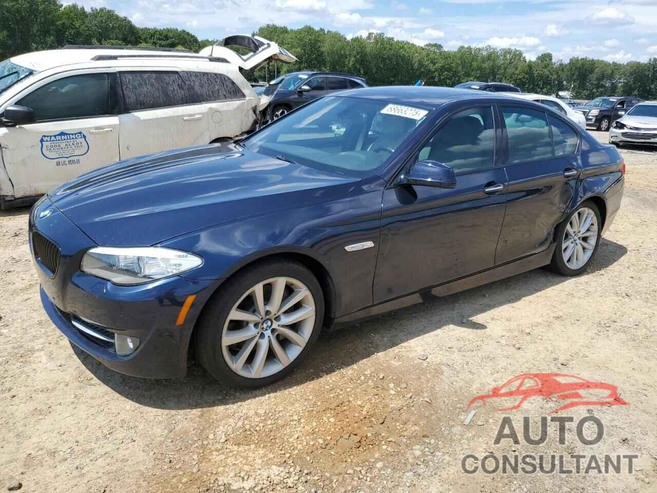 BMW 5 SERIES 2012 - WBAFR7C52CC815736