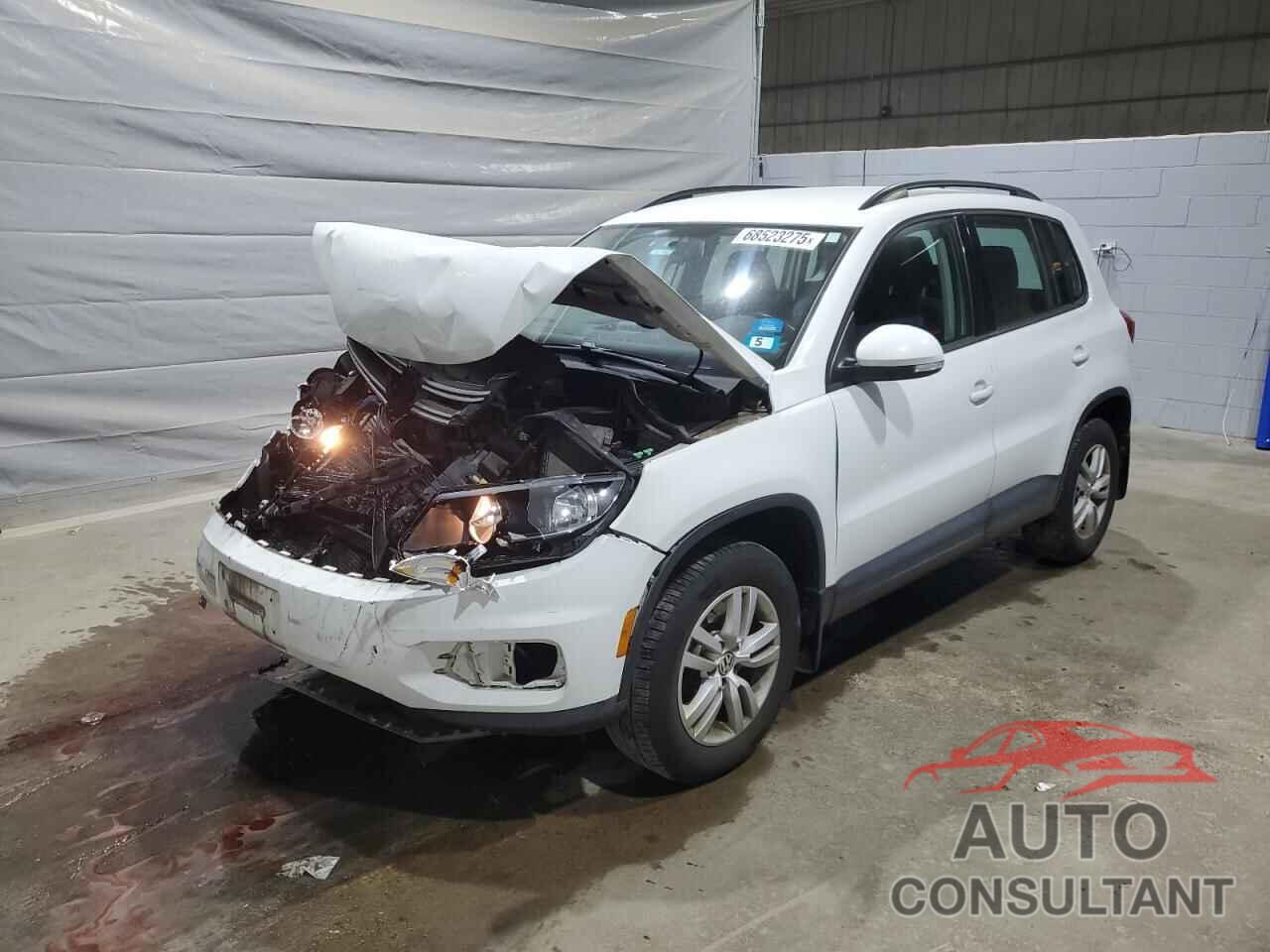 VOLKSWAGEN TIGUAN 2015 - WVGBV7AX5FW582595