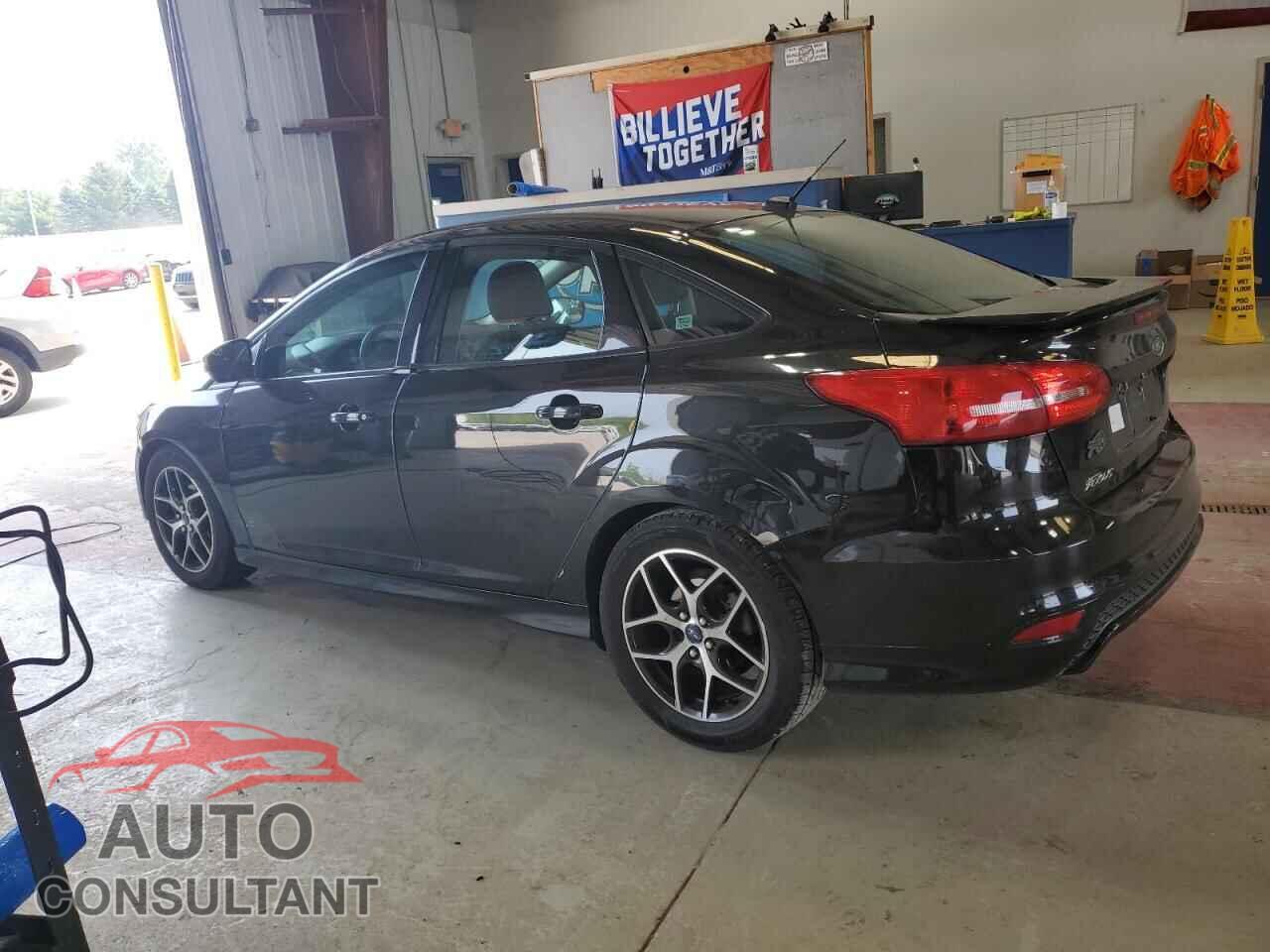 FORD FOCUS 2015 - 1FADP3F28FL253989