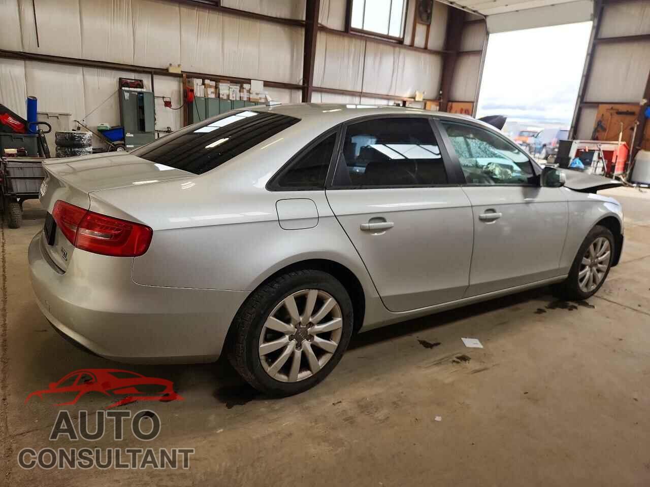 AUDI A4 2013 - WAUBFCFL4DN023913
