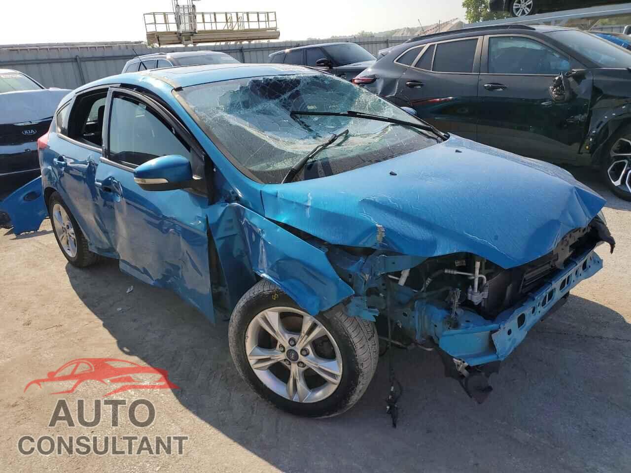 FORD FOCUS 2014 - 1FADP3K2XEL244330