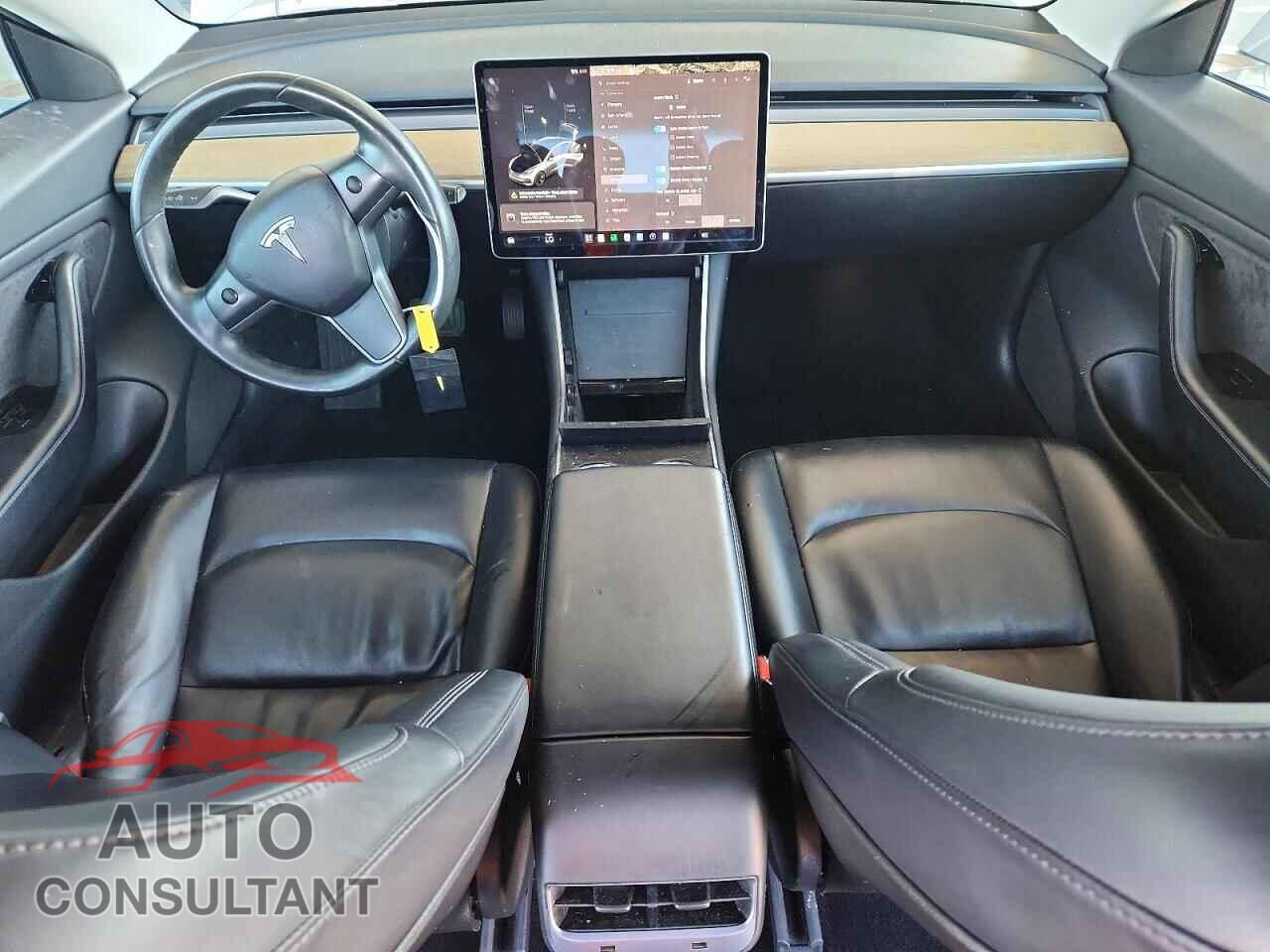 TESLA MODEL 3 2018 - 5YJ3E1EA0JF007037