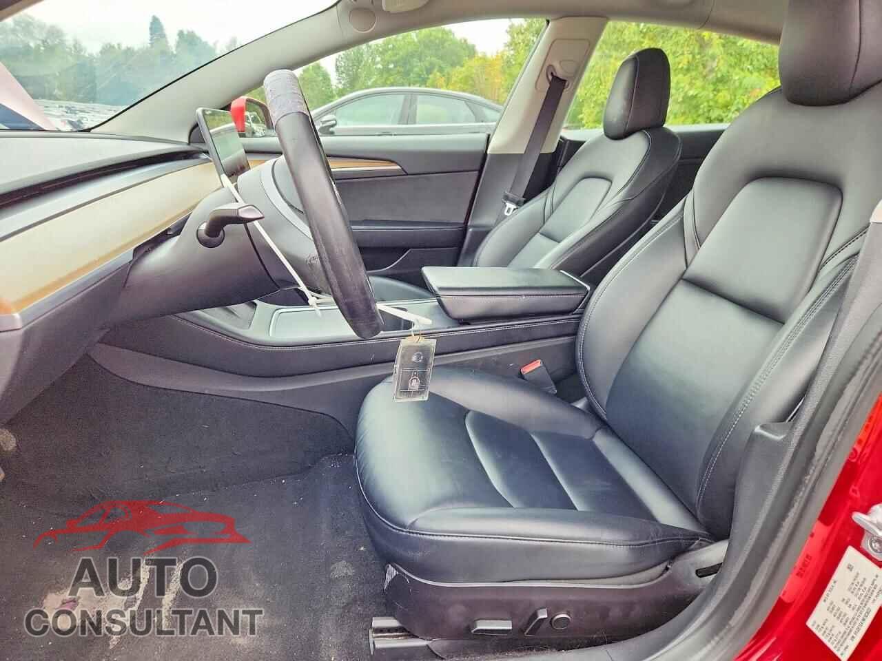 TESLA MODEL 3 2022 - 5YJ3E1EA1NF303822