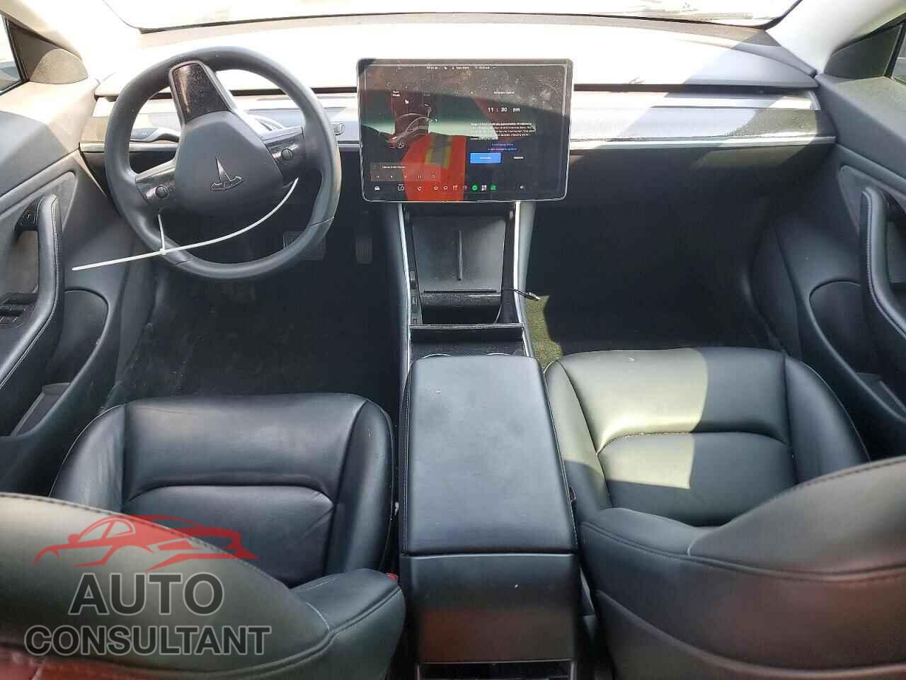 TESLA MODEL 3 2019 - 5YJ3E1EB8KF520692
