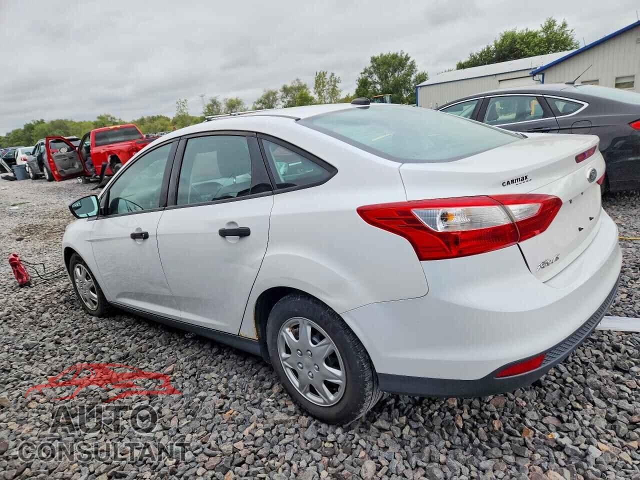 FORD FOCUS 2012 - 1FAHP3E26CL319728