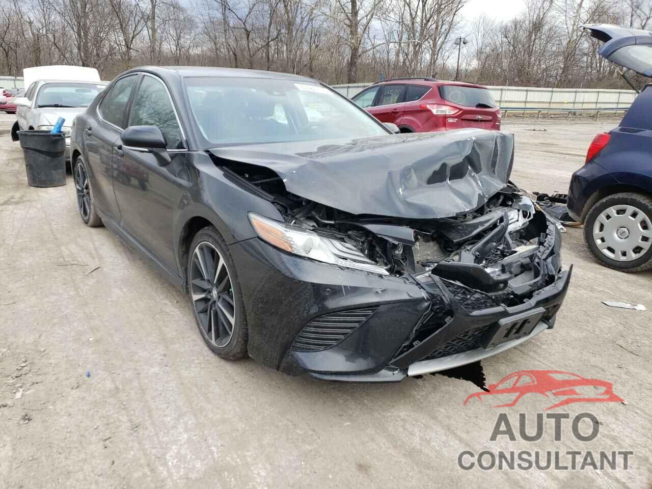 TOYOTA CAMRY 2018 - 4T1BZ1HK1JU010911