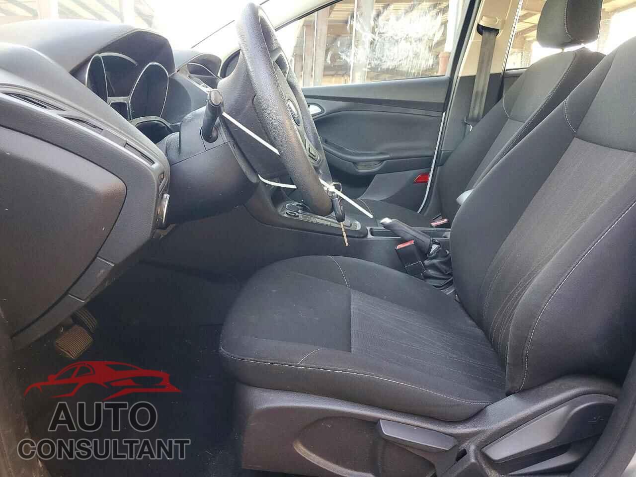 FORD FOCUS 2017 - 1FADP3FE3HL292924