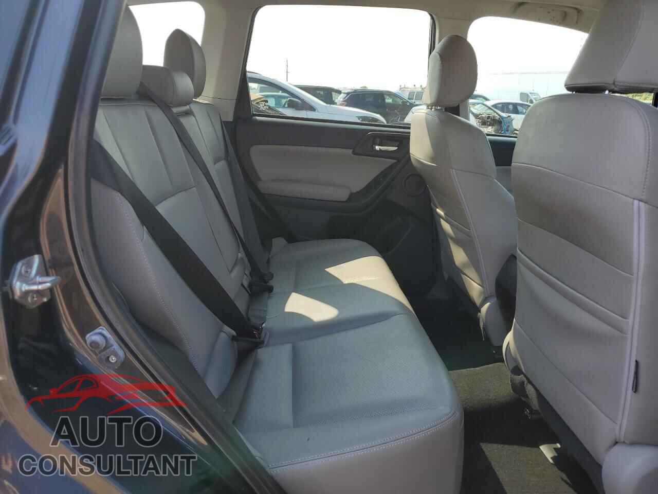 SUBARU FORESTER 2015 - JF2SJAUC2FH481302