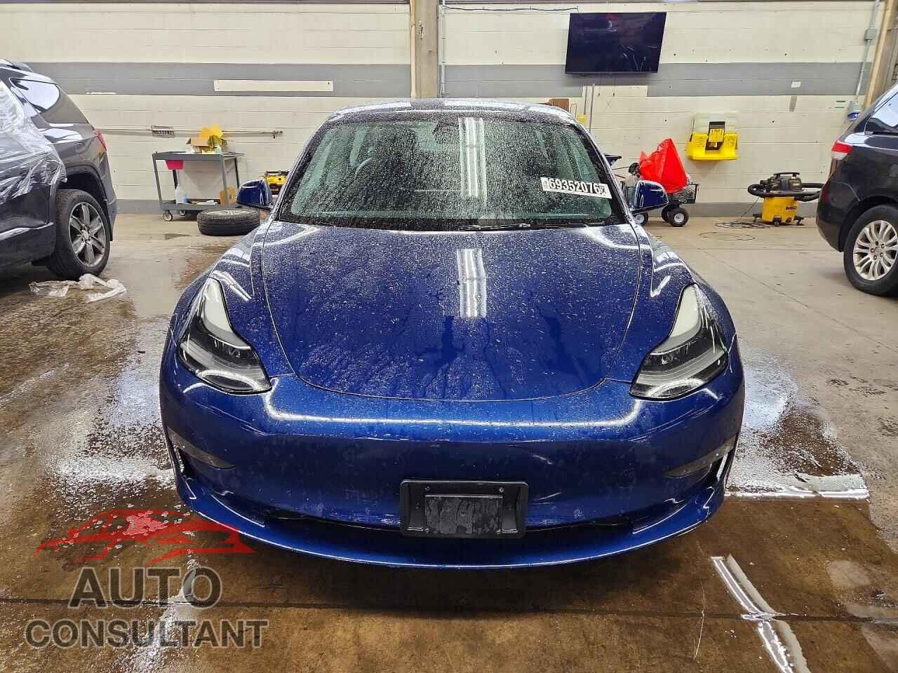 TESLA MODEL 3 2022 - 5YJ3E1EB5NF300642