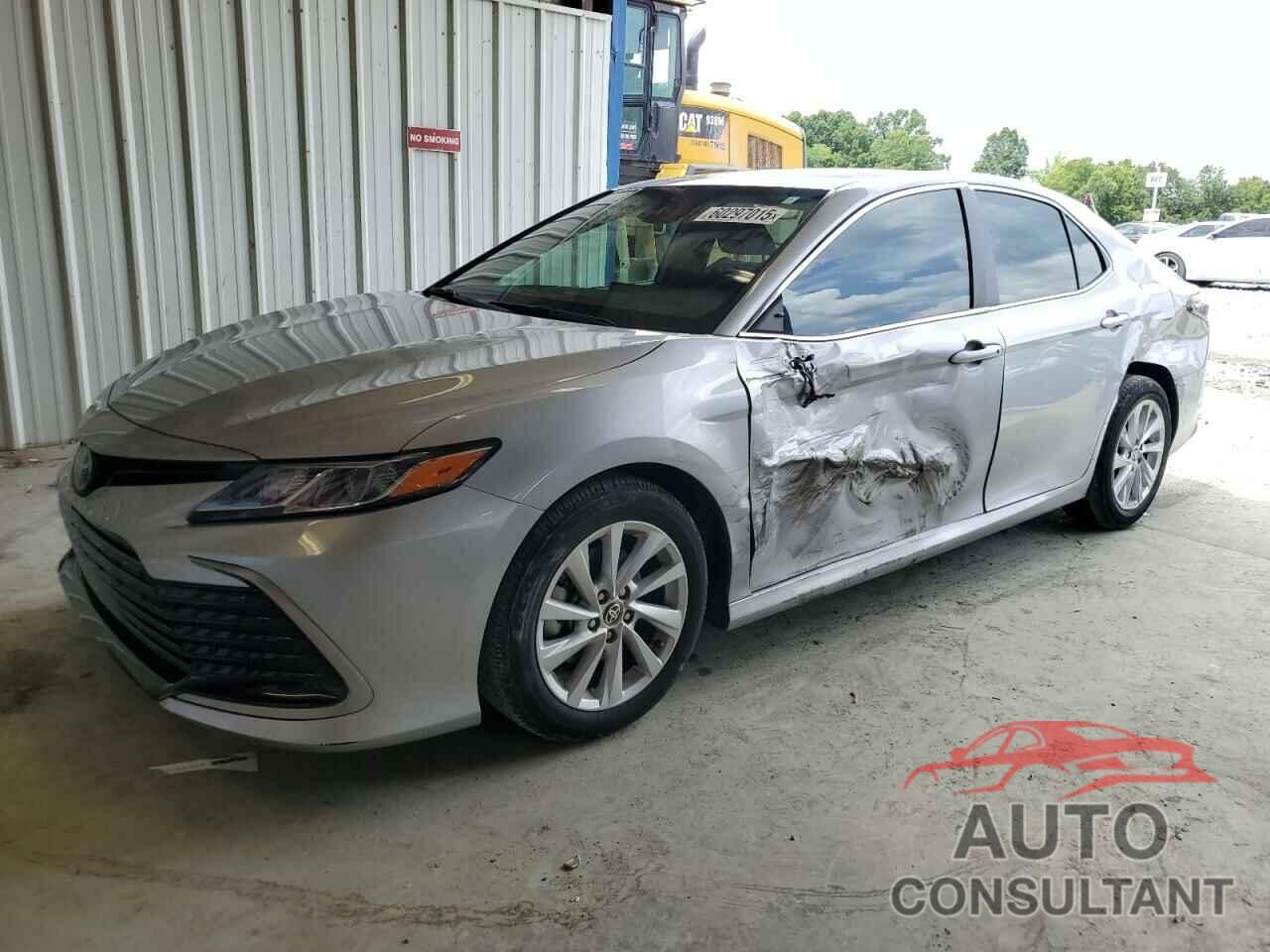 TOYOTA CAMRY 2021 - 4T1C11AK2MU570978