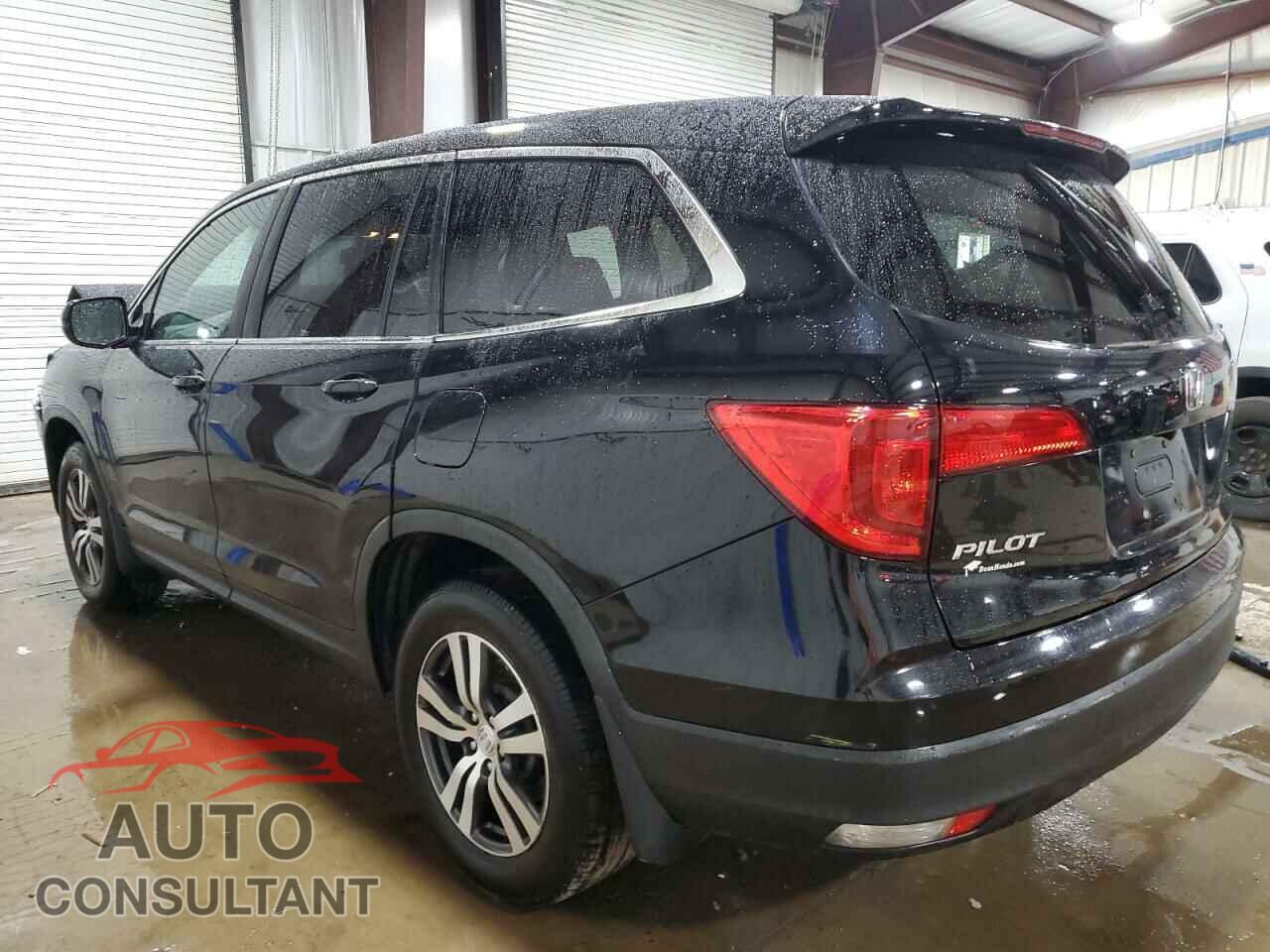HONDA PILOT 2017 - 5FNYF6H55HB096659