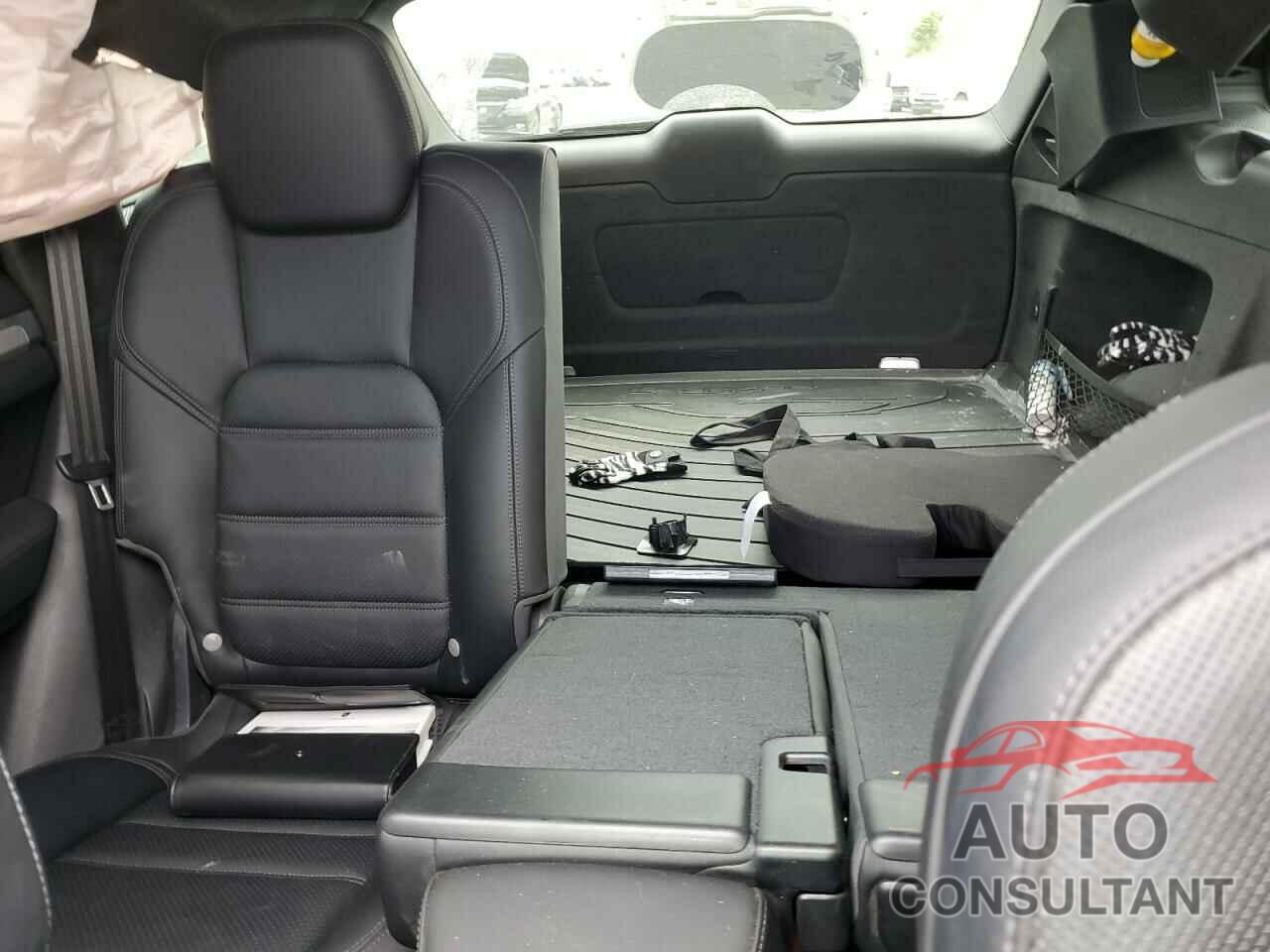 PORSCHE CAYENNE 2015 - WP1AC2A24FLA80562