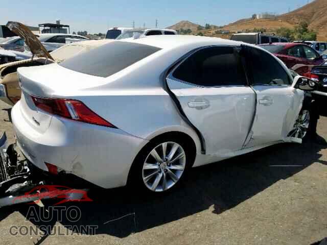 LEXUS IS 2016 - JTHBA1D22G5021693