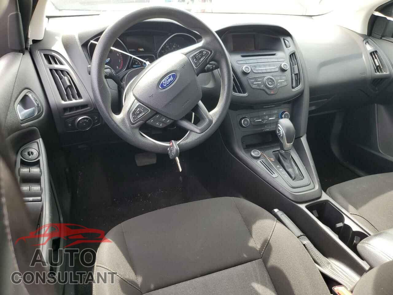 FORD FOCUS 2017 - 1FADP3F24HL291870