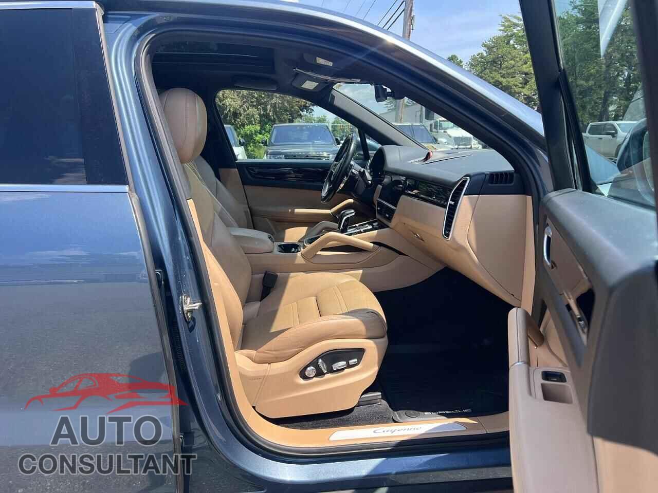 PORSCHE CAYENNE 2020 - WP1AA2AY3LDA00801