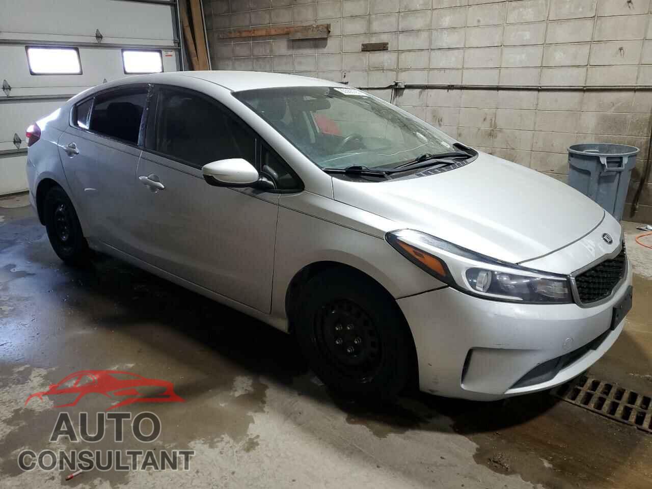 KIA FORTE 2017 - 3KPFK4A72HE108310