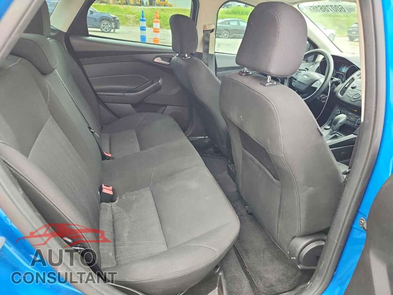 FORD FOCUS 2017 - 1FADP3F23HL254356