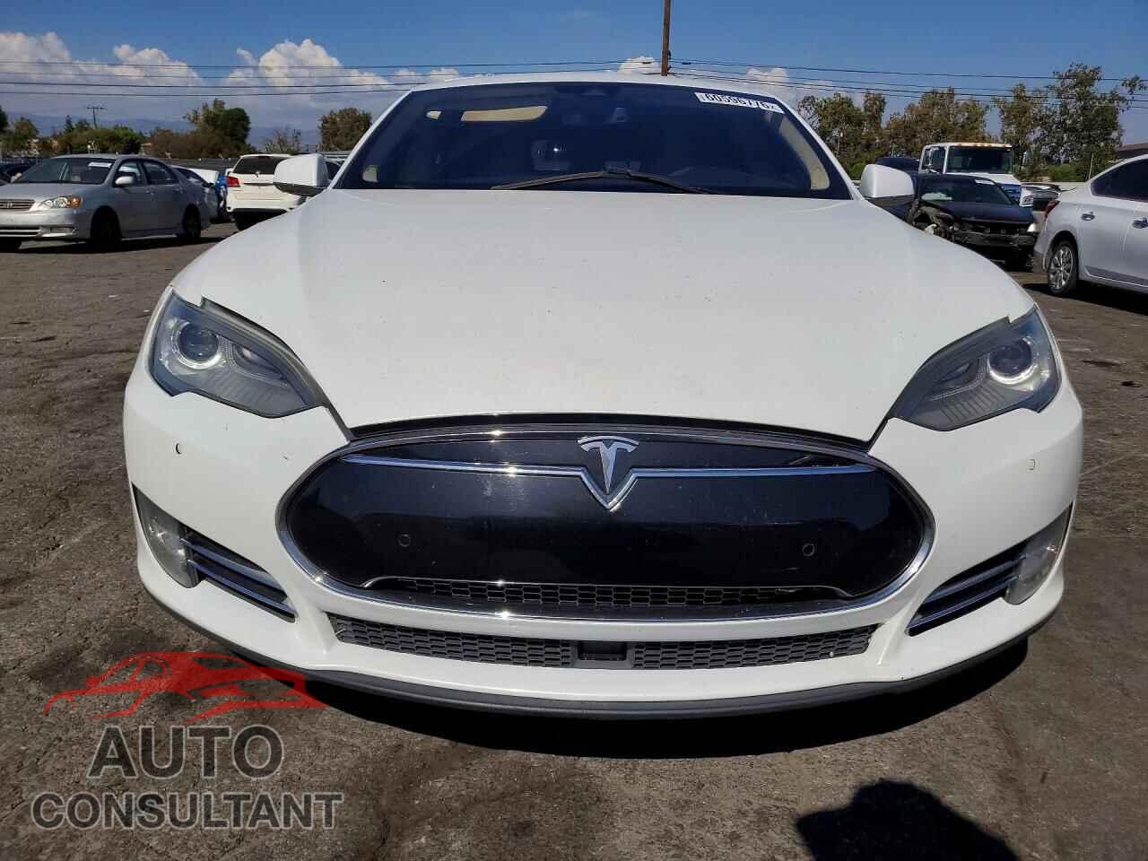 TESLA MODEL S 2015 - 5YJSA1E2XFF103720