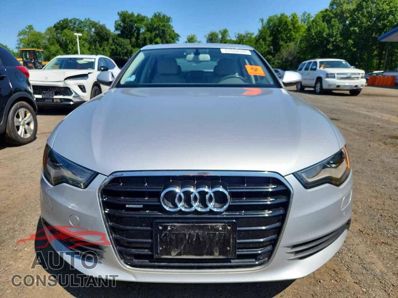 AUDI A6 2013 - WAUGFAFC4DN129451