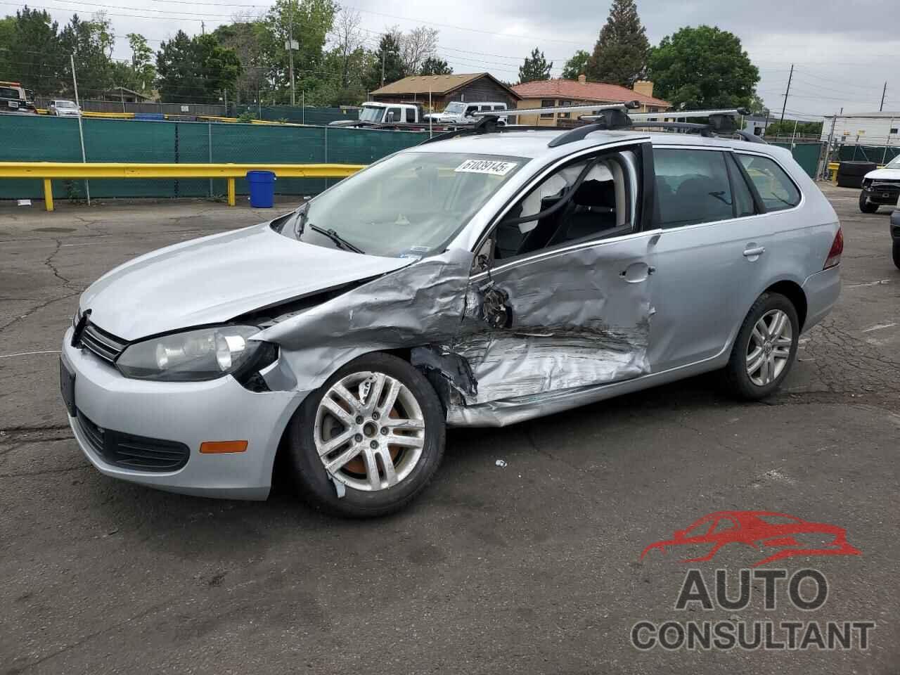 VOLKSWAGEN JETTA 2011 - 3VWPL7AJ7BM722388