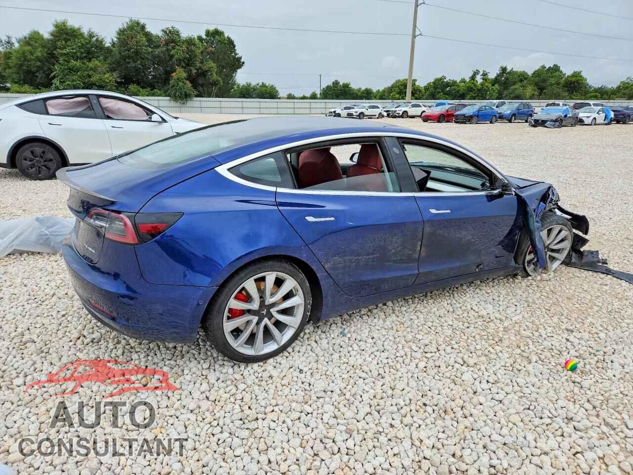 TESLA MODEL 3 2018 - 5YJ3E1EB1JF080930