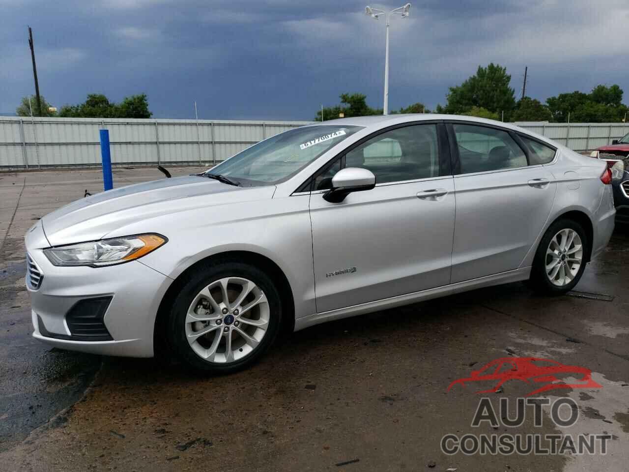 FORD FUSION 2019 - 3FA6P0LU7KR181918