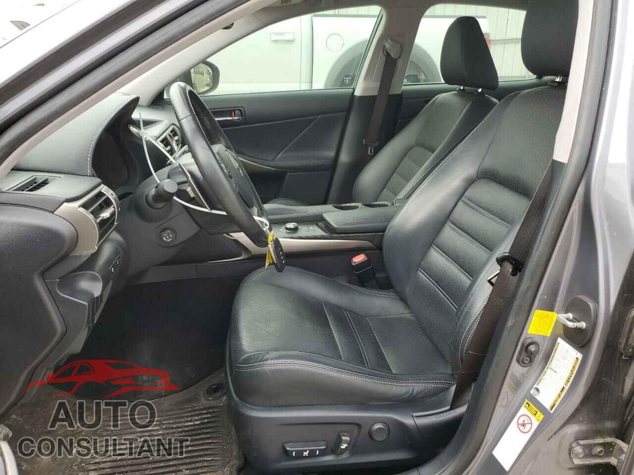 LEXUS IS 2015 - JTHCE1D29F5006647