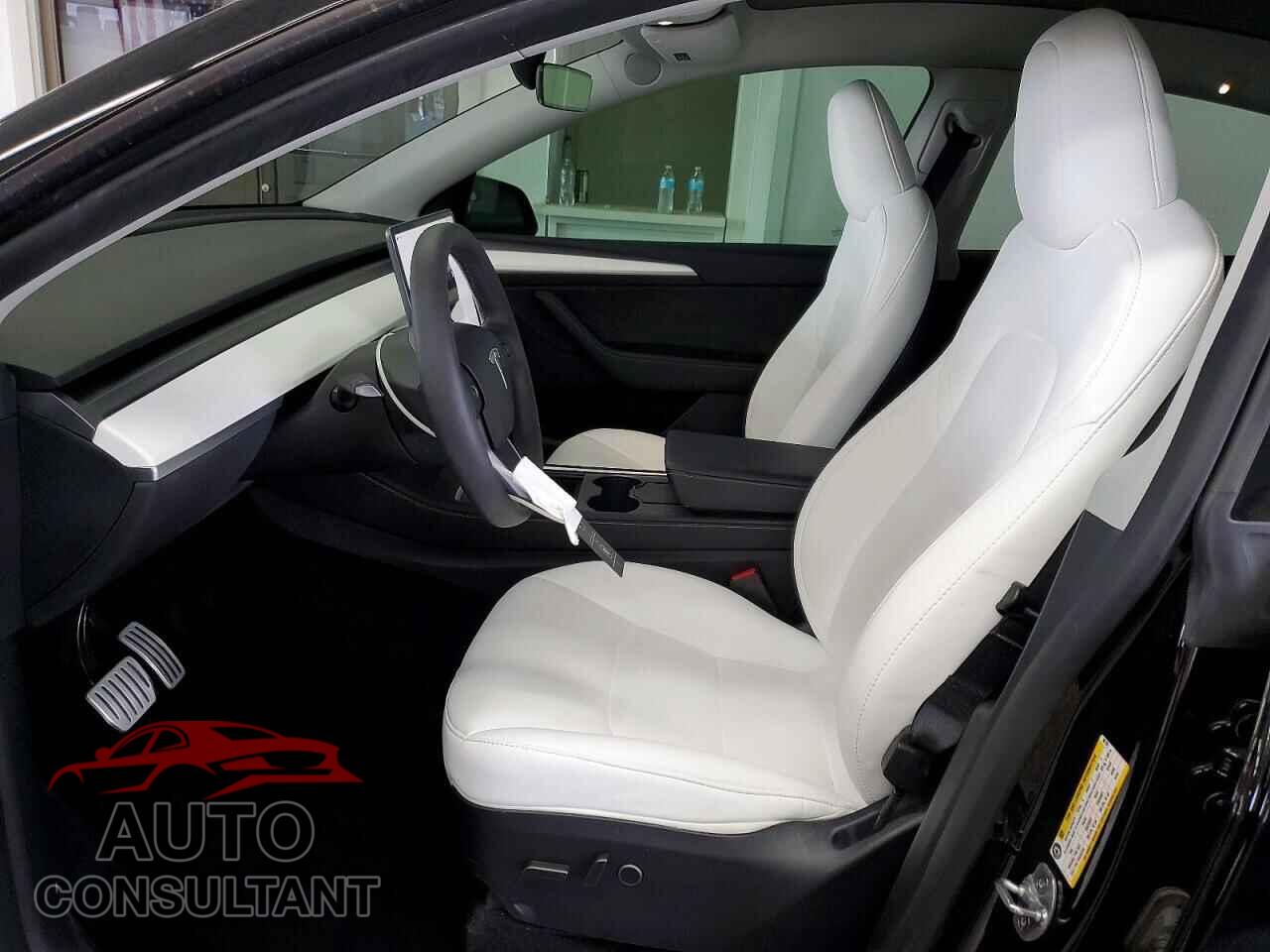 TESLA MODEL Y 2024 - 7SAYGDEF7RF087397