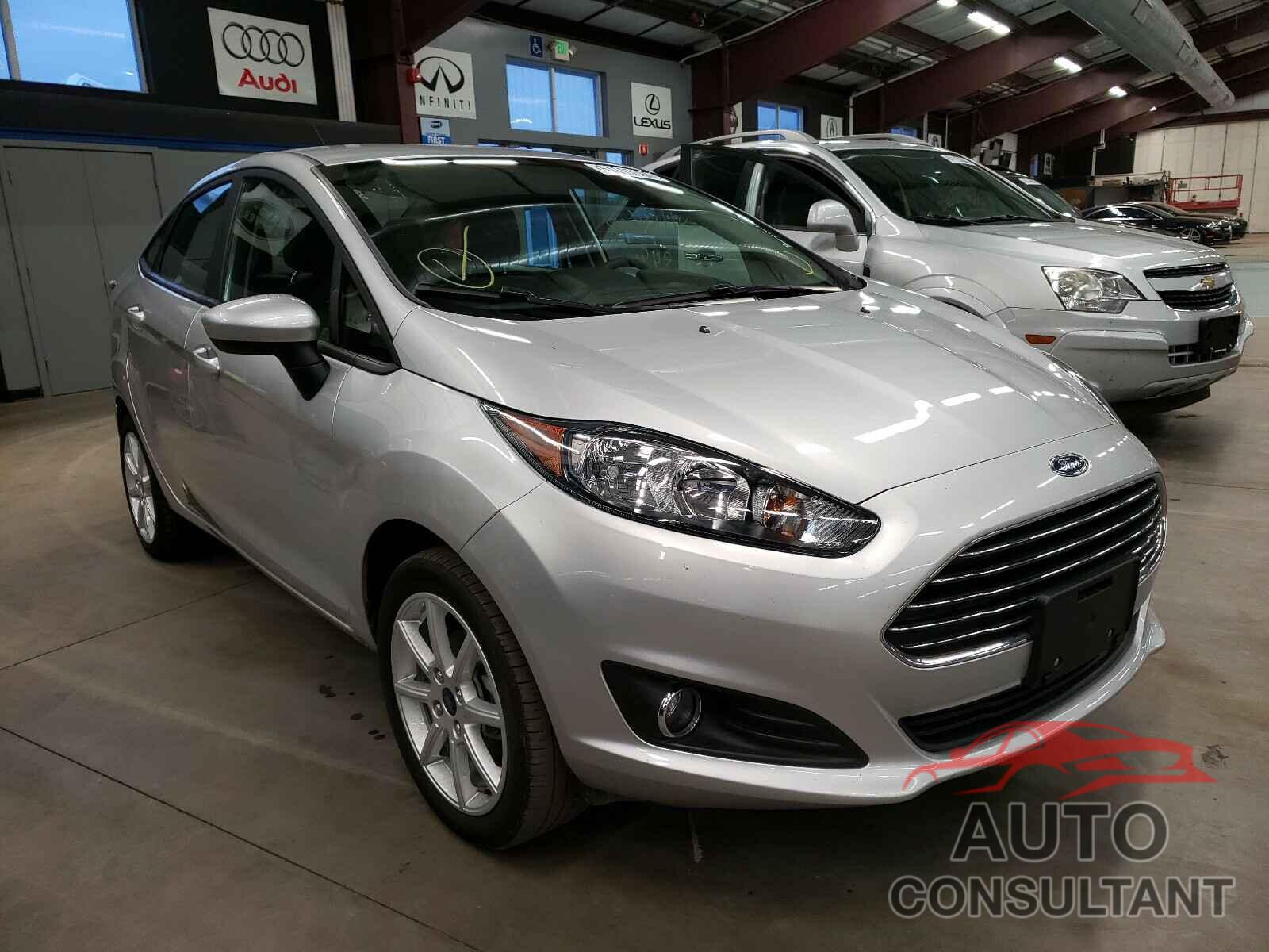 FORD FIESTA 2019 - 3FADP4BJ2KM112542