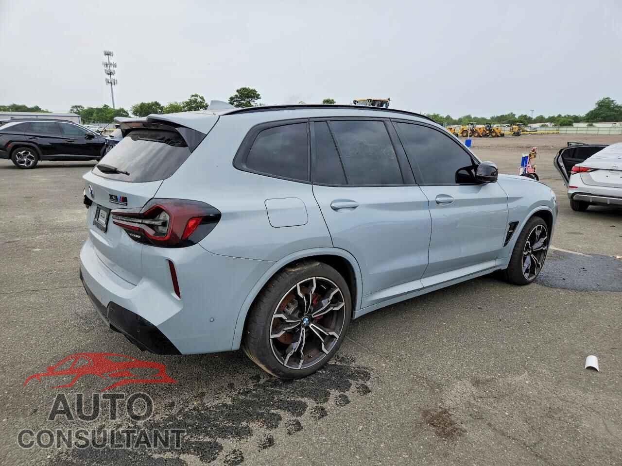 BMW X3 2024 - 5YM13EC00R9W19962