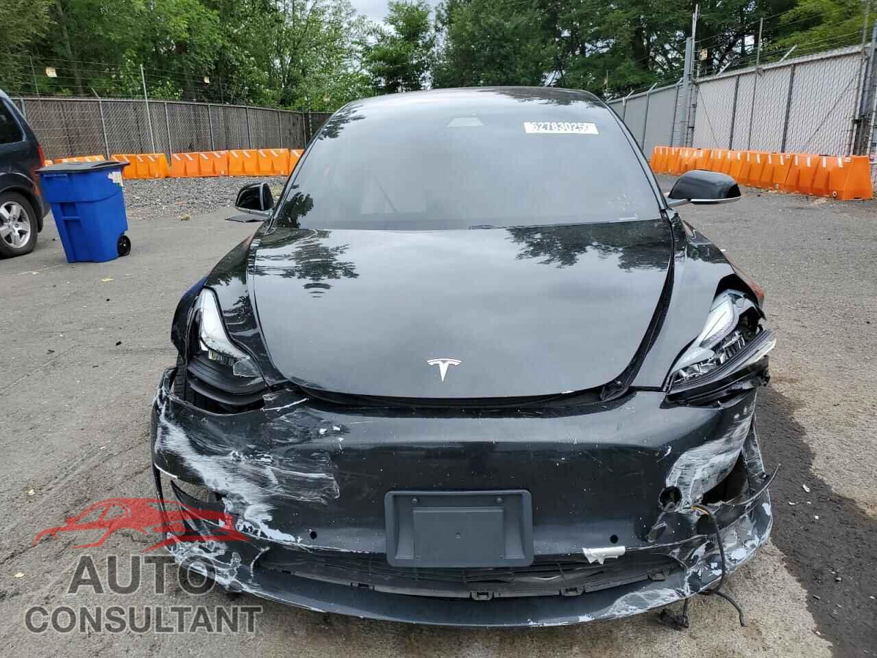 TESLA MODEL 3 2018 - 5YJ3E1EA5JF178009