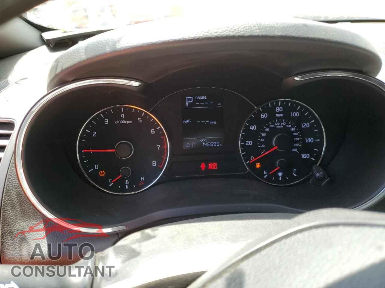 KIA FORTE 2017 - KNAFK5A84H5677330